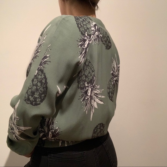Bomber jacket - Picture 4 of 6